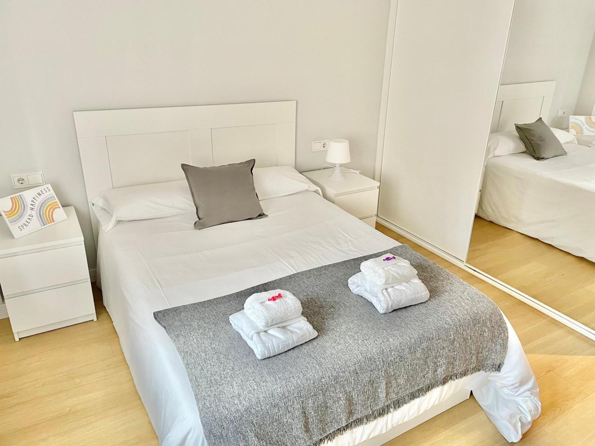 Apartamento San Lorenzo Playa. Vistas Al Mar. Хихон Экстерьер фото